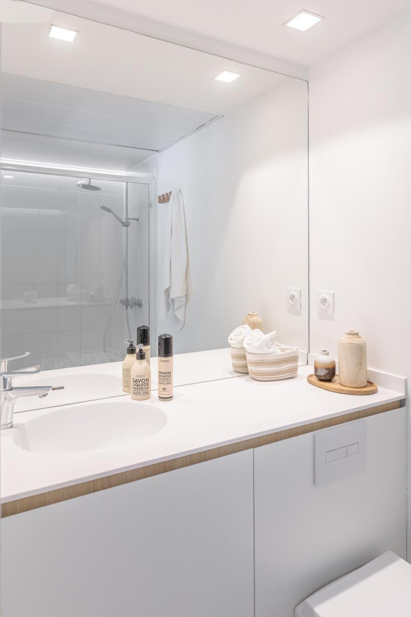 Les Appartements Et Chambres De Montpellier Exterior foto